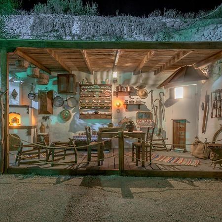 Emilia'S Little Farmhouses Agioi Anargyroi  Exterior photo