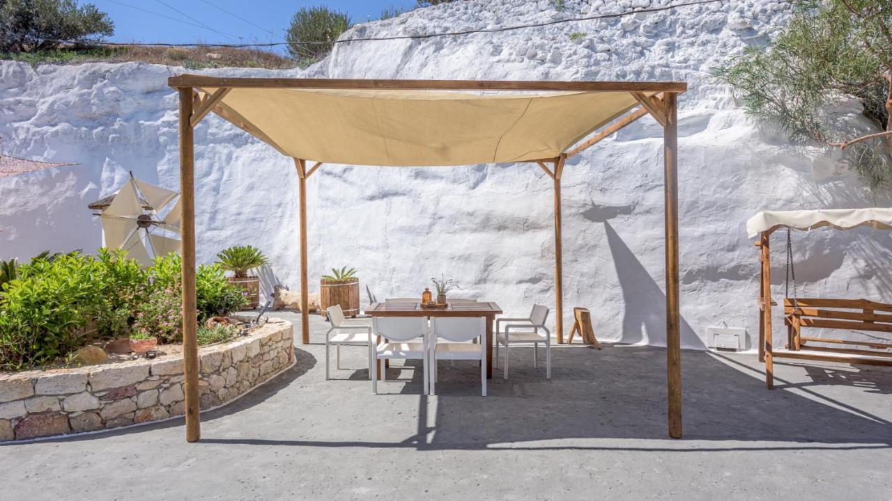 Emilia'S Little Farmhouses Agioi Anargyroi  Exterior photo